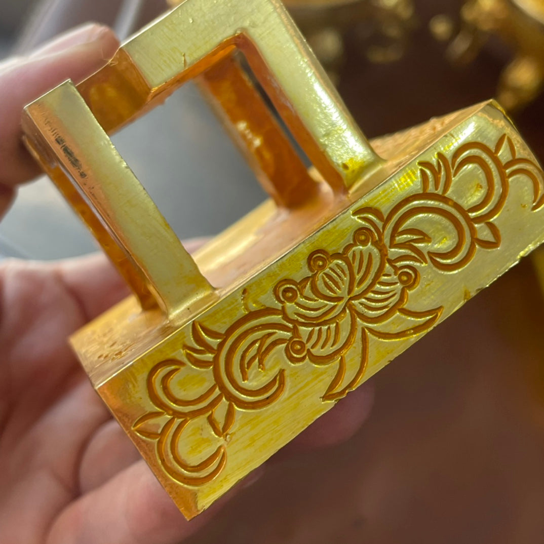 Exquisite Hand-Carved Gilded Swastika Seal - Rare Artisan Craft, Perfect for Decor and Collecting