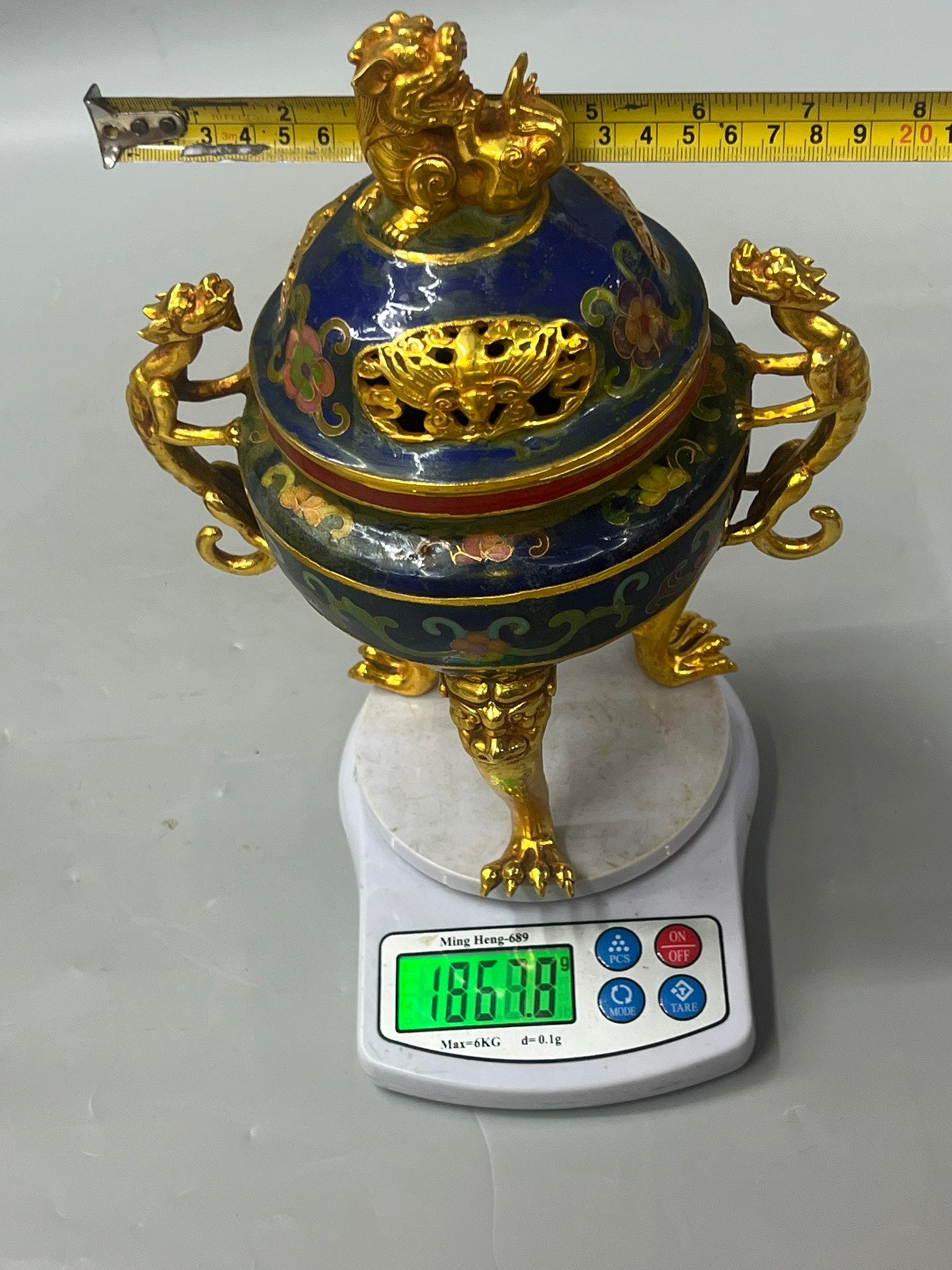 Exquisite Handcrafted Incense Burner - Perfect Gift for Collectors and Home Decor