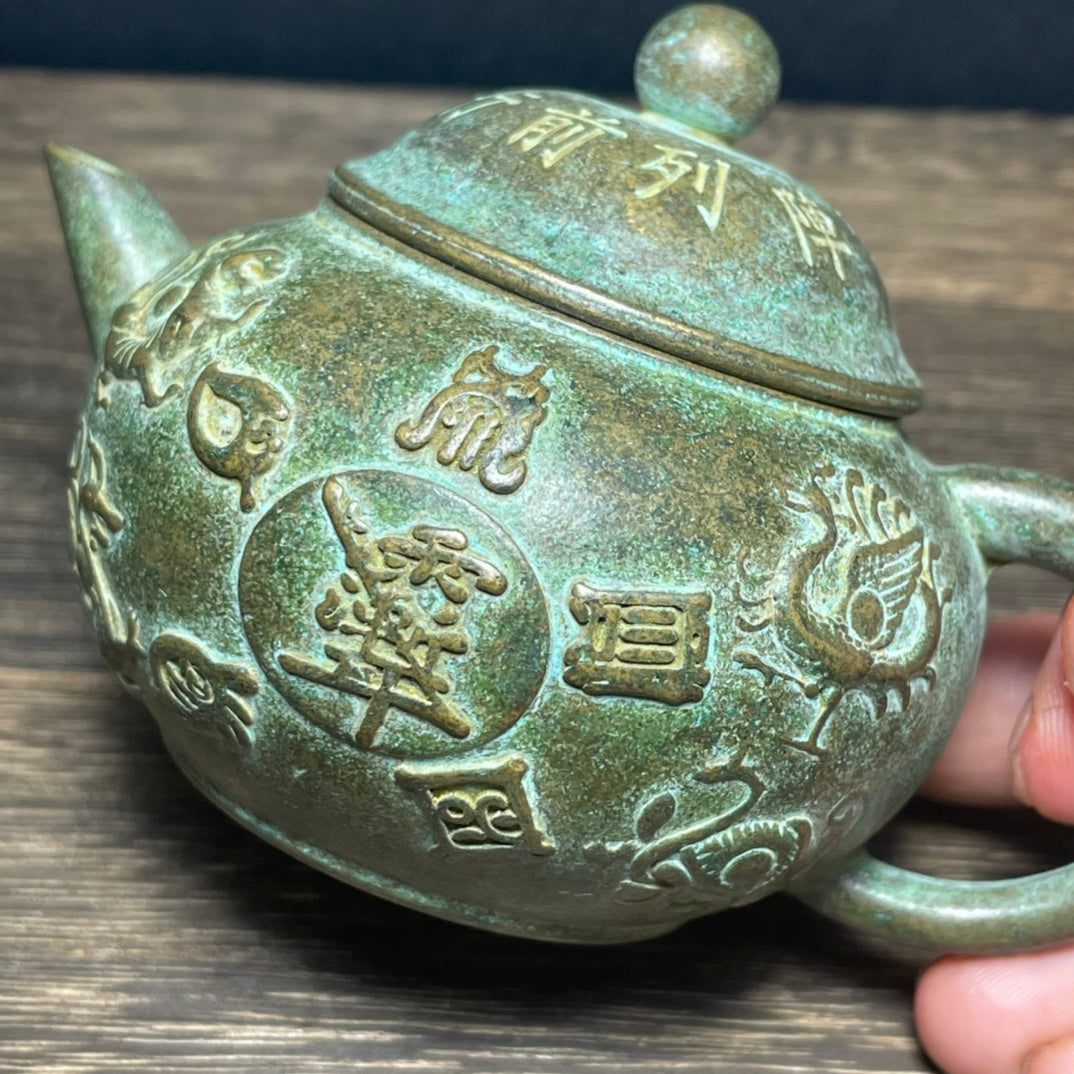 Exquisite Handcrafted Vintage Teapot - Perfect Gift & Rare Collectible