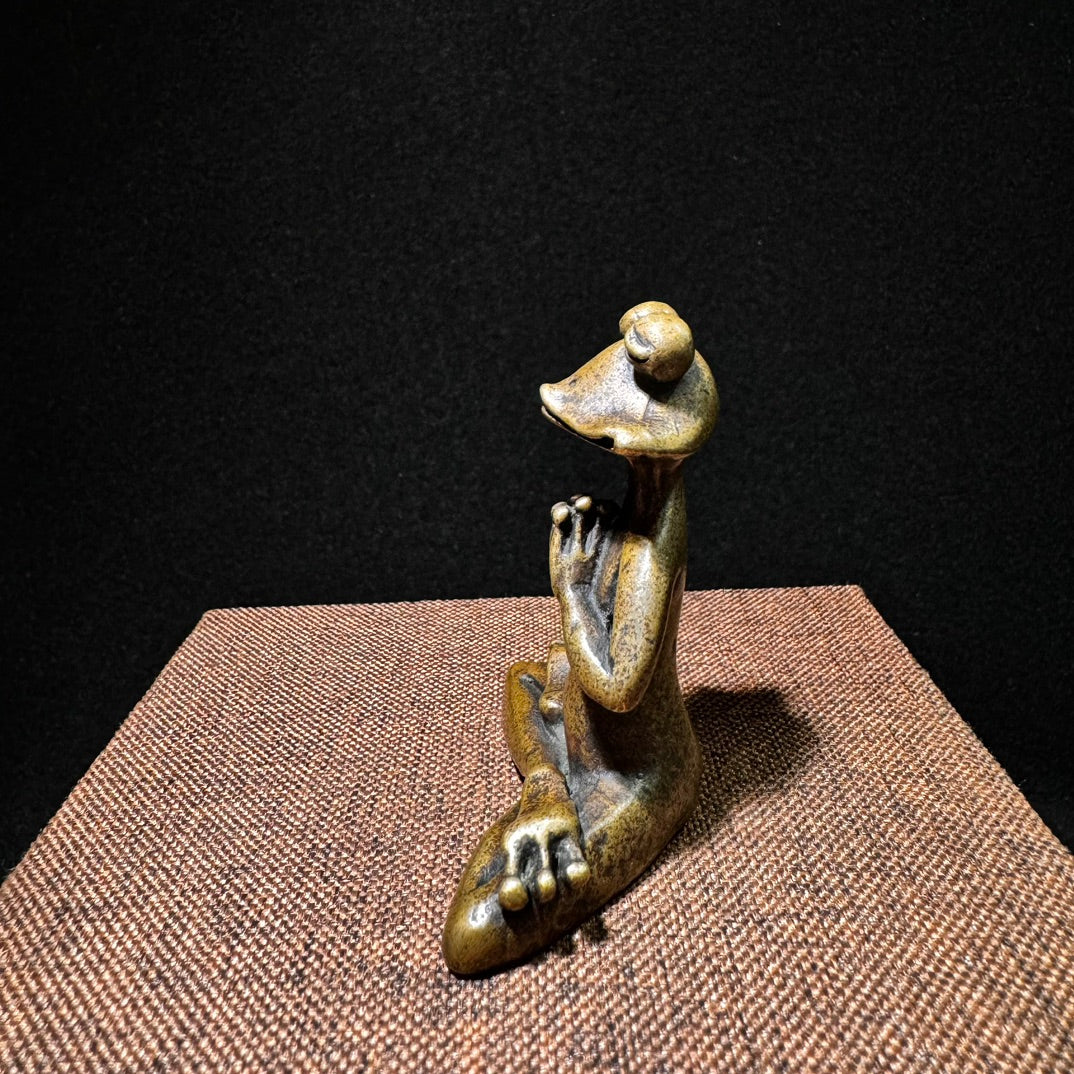 Charming Meditating Frog Statue - Premium Brass Handcrafted Art Piece