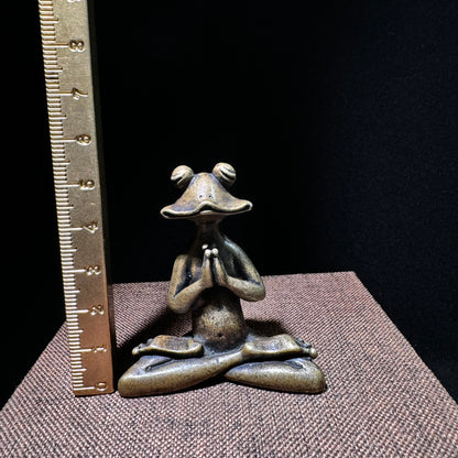 Charming Meditating Frog Statue - Premium Brass Handcrafted Art Piece