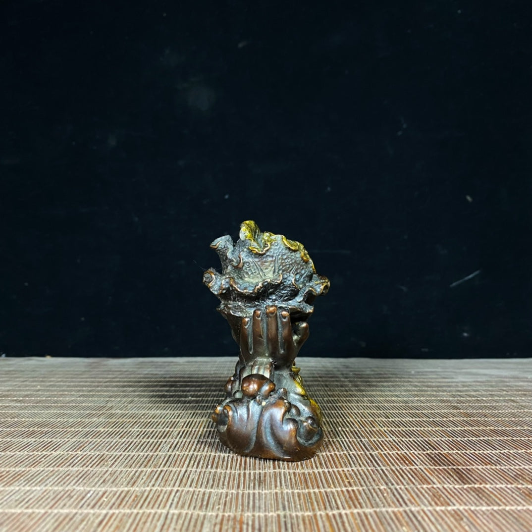 Exquisite Handcrafted Pure Copper Gilded Cabbage Statue - Symbol of Wealth and Good Fortune