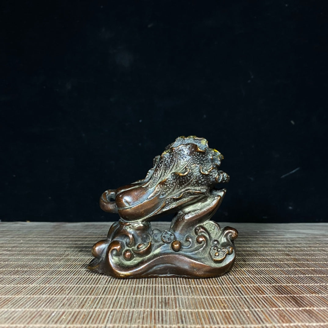 Exquisite Handcrafted Pure Copper Gilded Cabbage Statue - Symbol of Wealth and Good Fortune