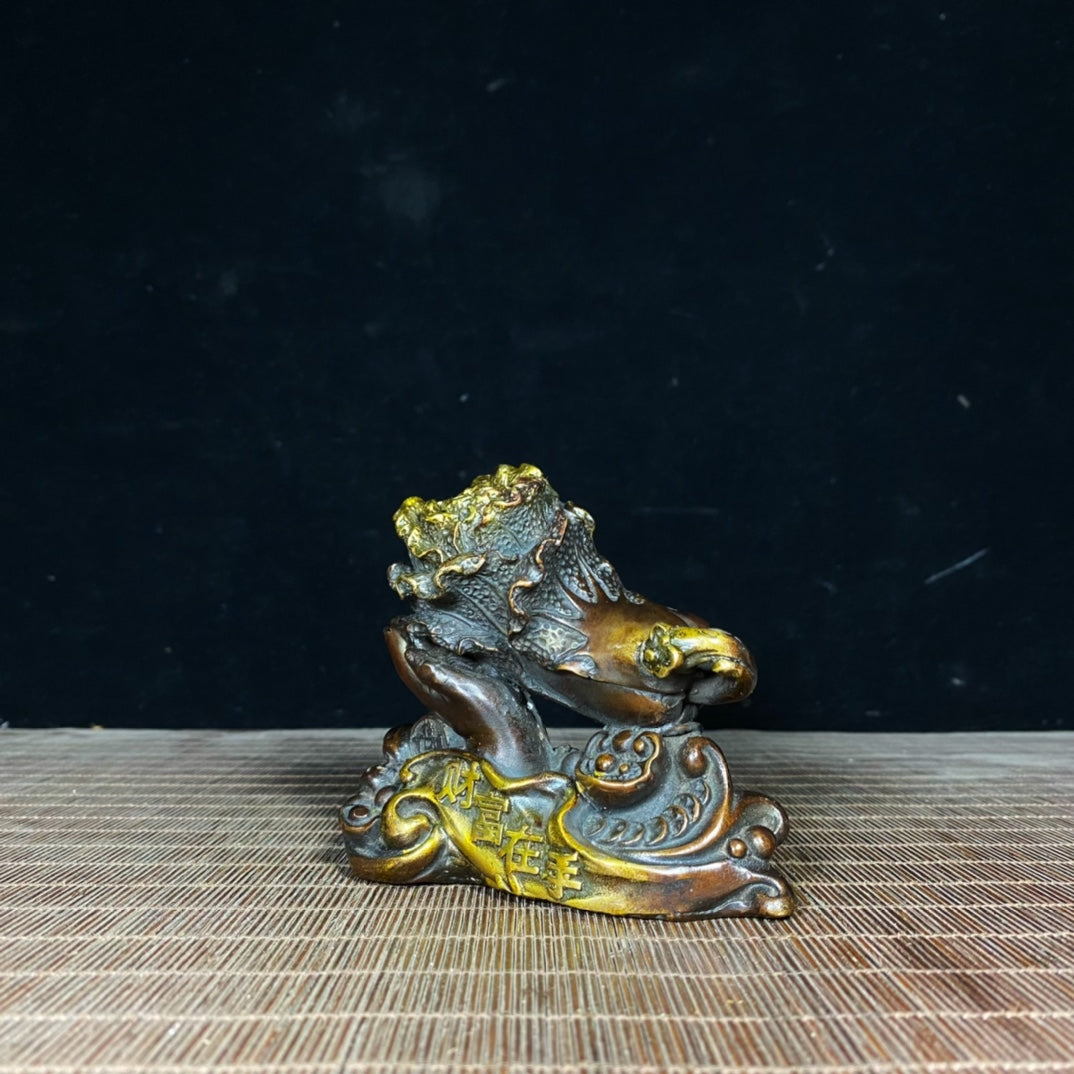 Exquisite Handcrafted Pure Copper Gilded Cabbage Statue - Symbol of Wealth and Good Fortune