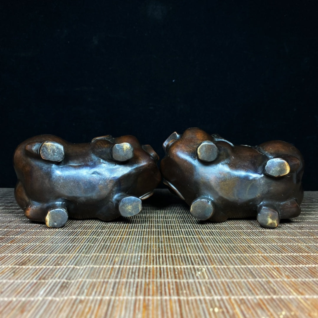 Handcrafted Pair of Gilded Pure Copper Pig Statues - Unique Vintage Art Pieces