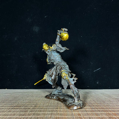 Handcrafted Pure Copper Gilded Sun Wukong Statue - Exquisite Art Piece & Unique Gift