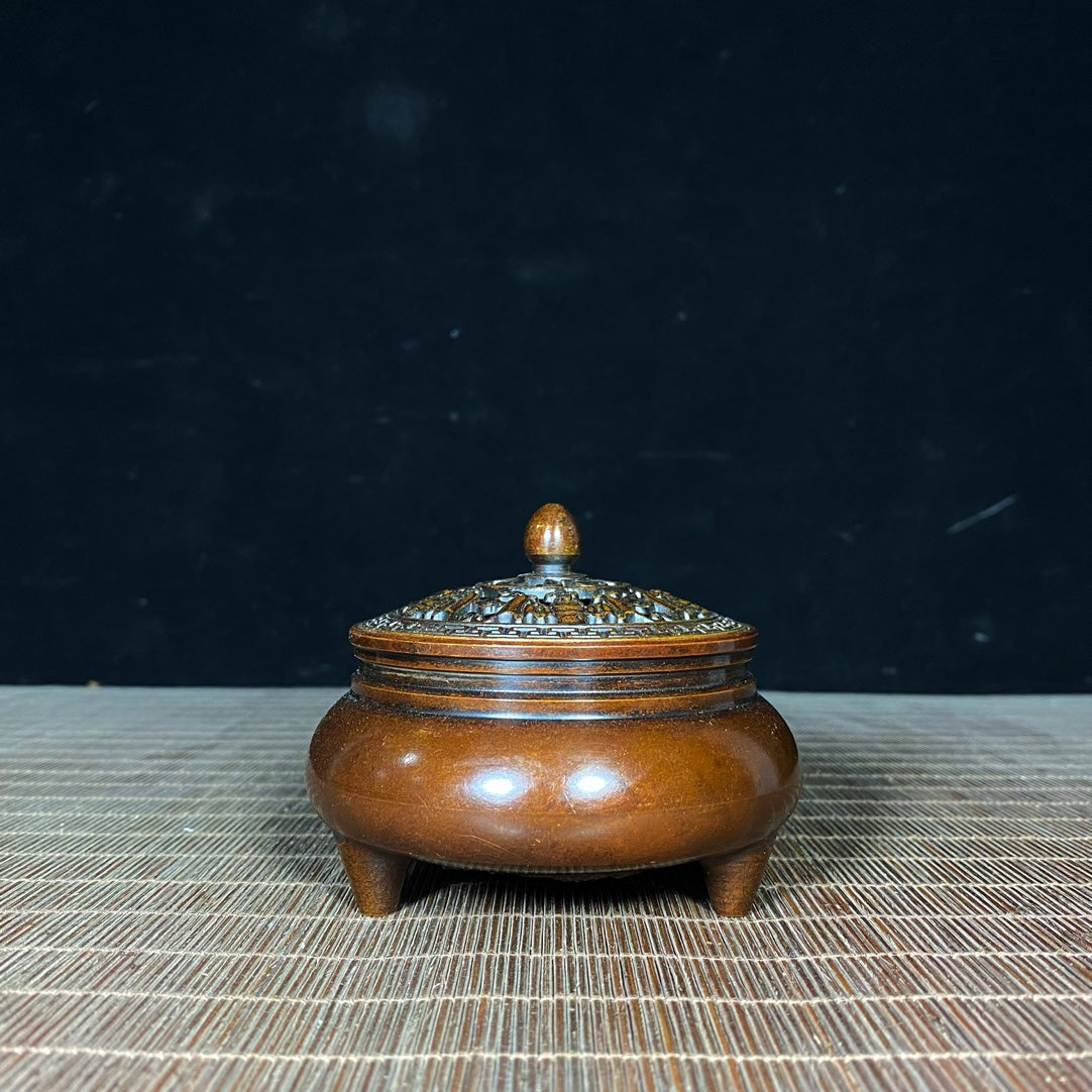 Elegant Handcrafted Pure Copper Incense Burner with Intricate Lid Design - Perfect Gift for Collectors