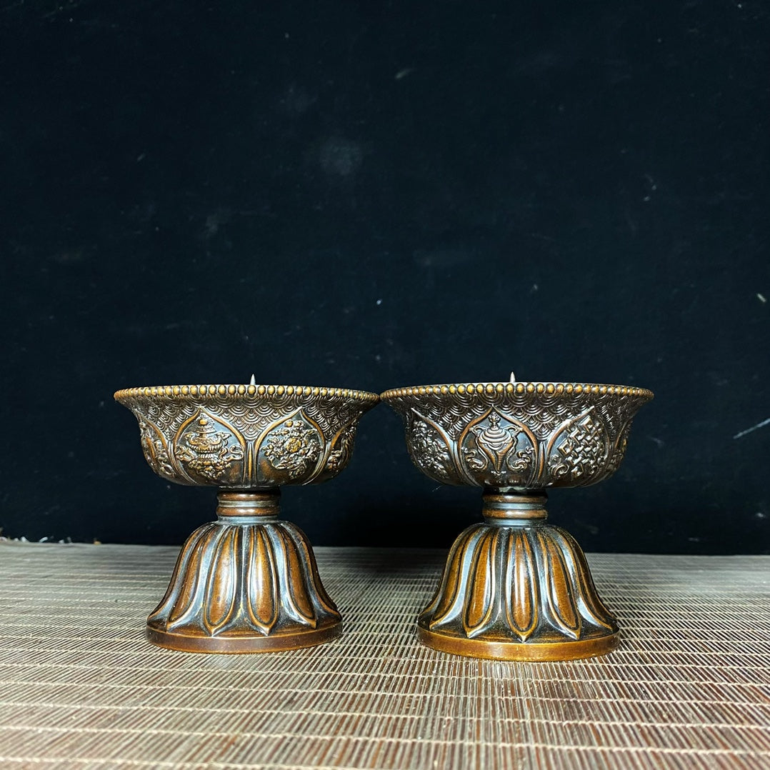 Exquisite Handcrafted Pair of Brass Candlesticks - Perfect Gift for Collectors and Interior Enthusiasts